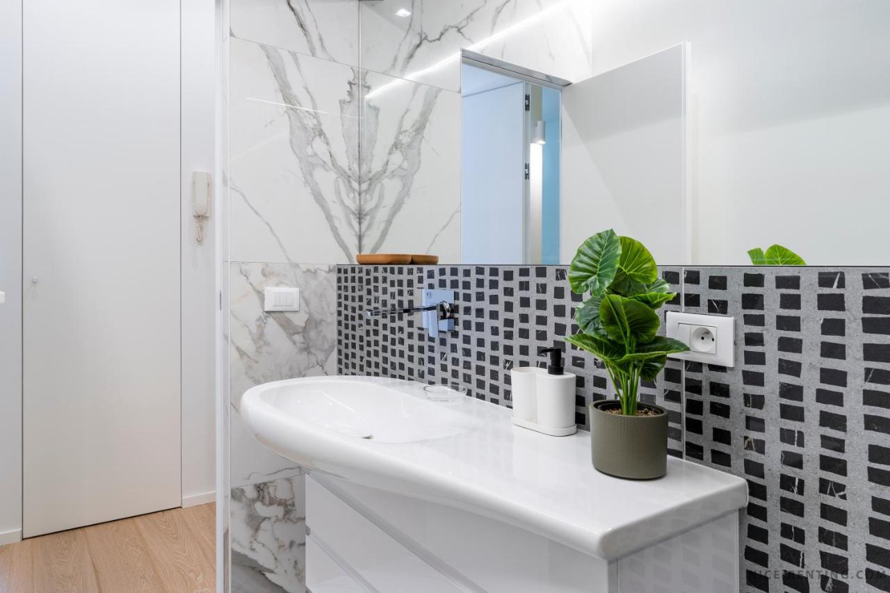 Nice Renting - Bavastro - Luxurious Loft - 2 Bedroom - Ac - Balcony - Trendy Neighborhood Buitenkant foto